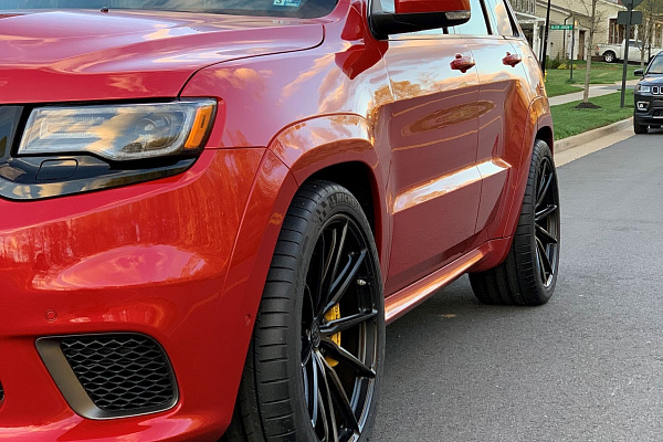 Фото дисков HRE P104SC Черный сатин на Jeep Grand Cherokee IV