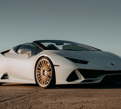 Фото дисков Vossen S17-04 на Lamborghini Huracan