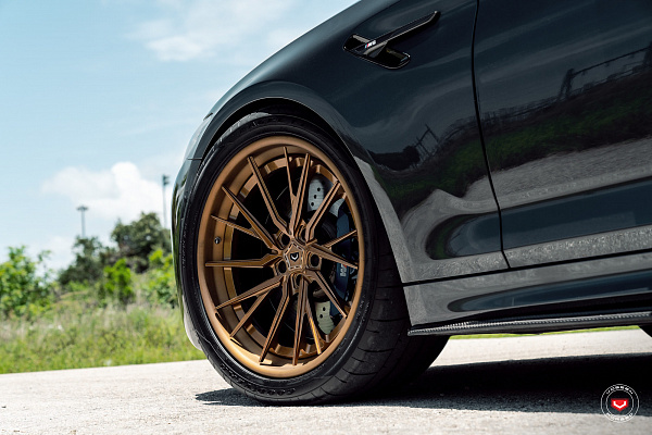Фото дисков Vossen M-X4T (3-Piece) Глянцевая темная медь на BMW 5/M5 (G30/F90)