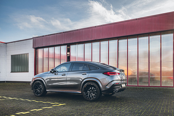 Фото дисков BRABUS Monoblock Y (Platinum Edition) Черный глянец на Mercedes-Benz GLE II