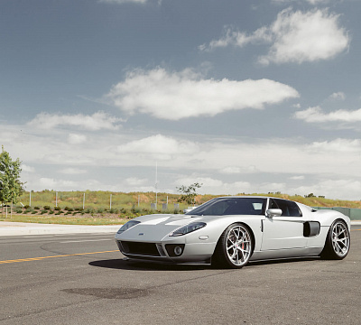 Фото дисков HRE S101 на Ford GT I