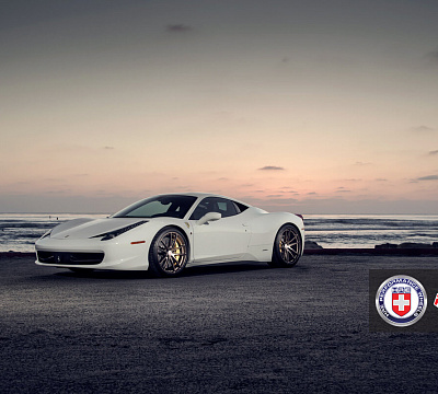 Фото дисков HRE P104 на Ferrari 458
