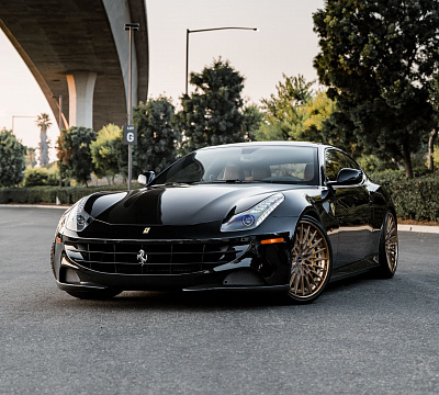 Фото дисков Brixton Forged HS1 на Ferrari FF