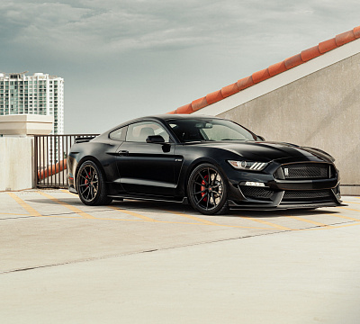 Фото дисков Vossen M-X2 на Ford Mustang VI