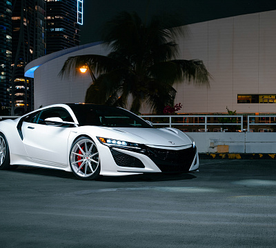 Фото дисков Vossen VPS-1 на Acura NSX II