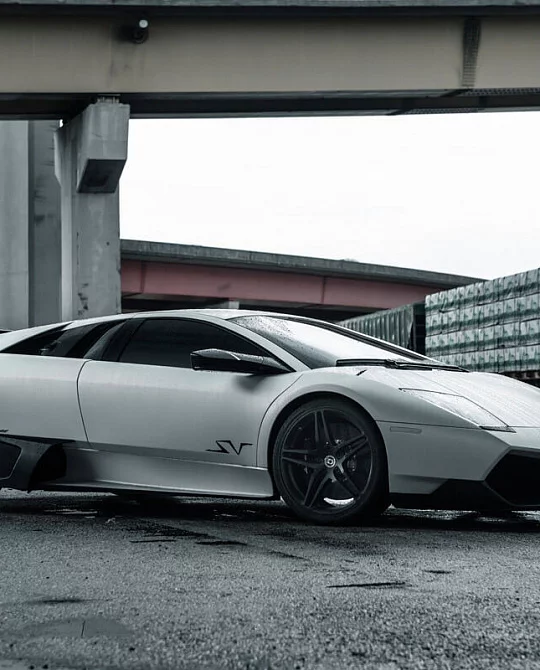 Фото дисков P107 Черный сатин на Lamborghini Murcielago