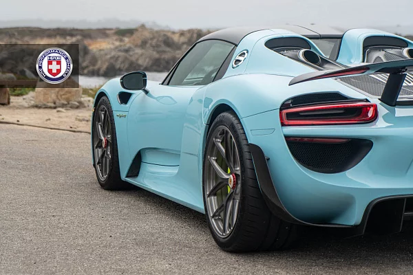 Фото дисков HRE R101 Lightweight Глянцевый темный лак на Porsche 918 Spyder