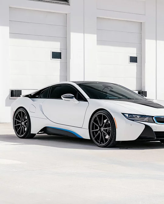 Фото дисков HF-3 Черный сатин на BMW i8