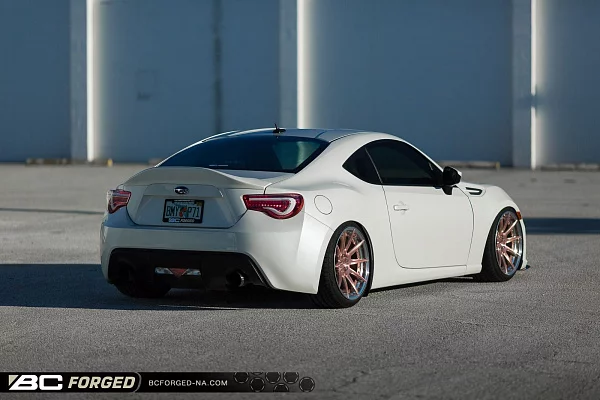Фото дисков BC Forged HCS04 Другой цвет на Subaru BRZ I