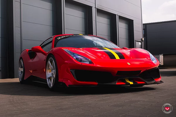 Фото дисков Vossen GEN-01 Сатиновый лак на Ferrari 488