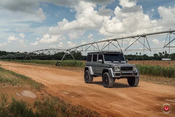 Фото дисков Vossen LC3-01 Черный глянец на Mercedes-Benz G-Class III