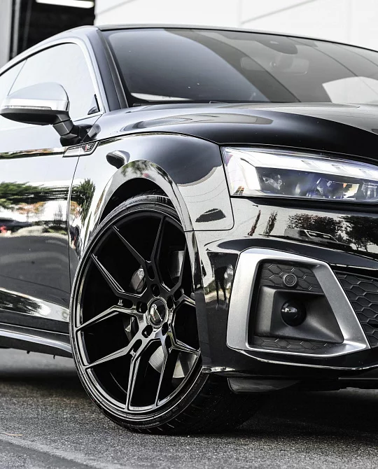 Фото дисков Haleb Черный глянец на Audi A/S/RS 5 (F5)