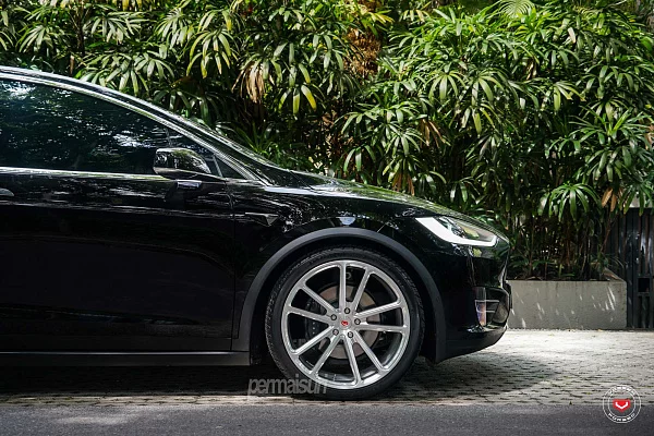 Фото дисков Vossen CG-203 Глянцевый лак на Tesla Model X