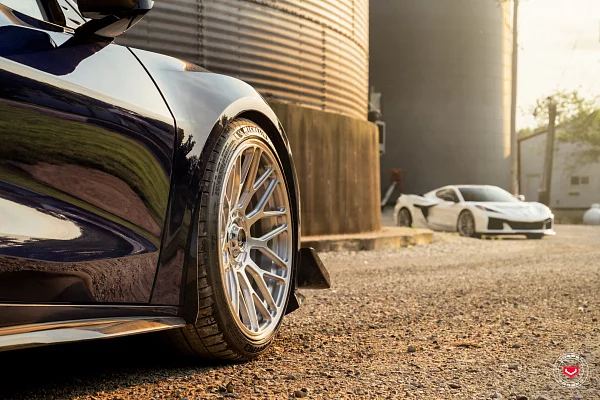 Фото дисков Vossen GEN-03 Глянцевый лак на Chevrolet Corvette C8