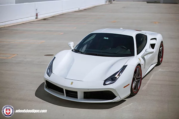 Фото дисков HRE S207 Сатиновый графит на Ferrari 488