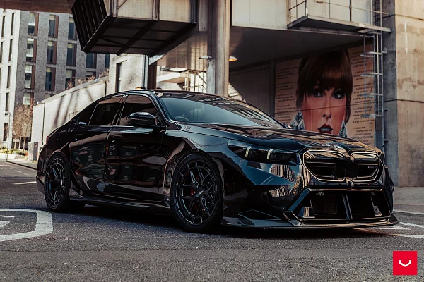 Фото дисков Vossen HFX-1 (5-Lug) Черный сатин на BMW 5/M5 (G60/G90)