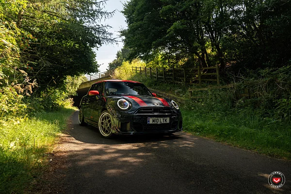 Фото дисков Vossen GEN-02 (3-piece) Черный сатин на MINI Cooper IV