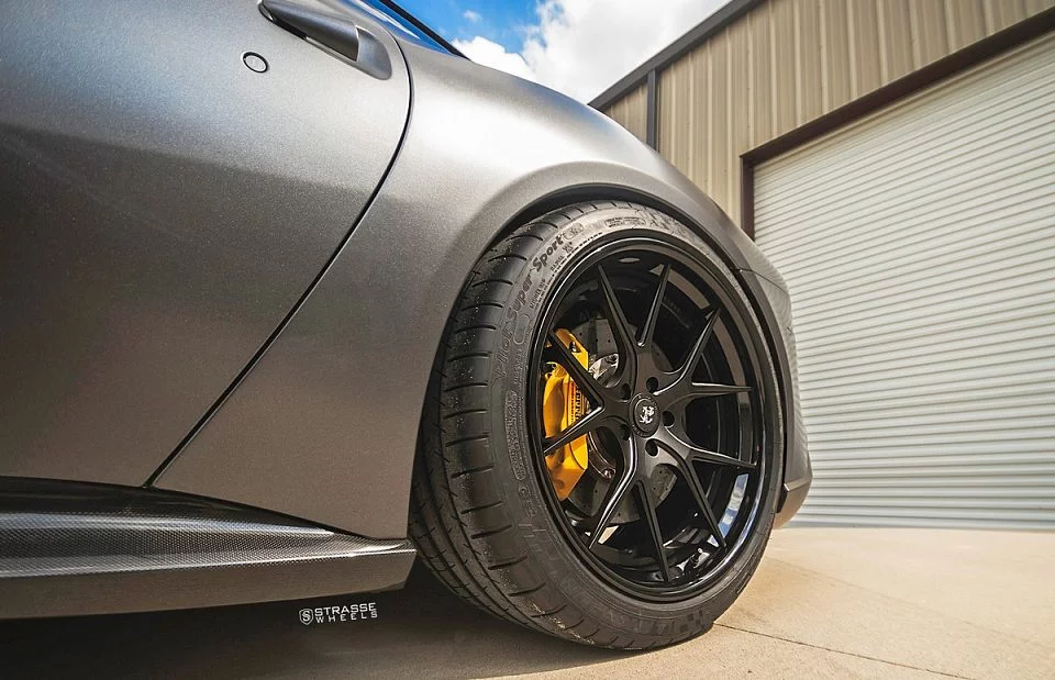 Strasse Wheels SM5R Deep Concave FS / Ferrari F12