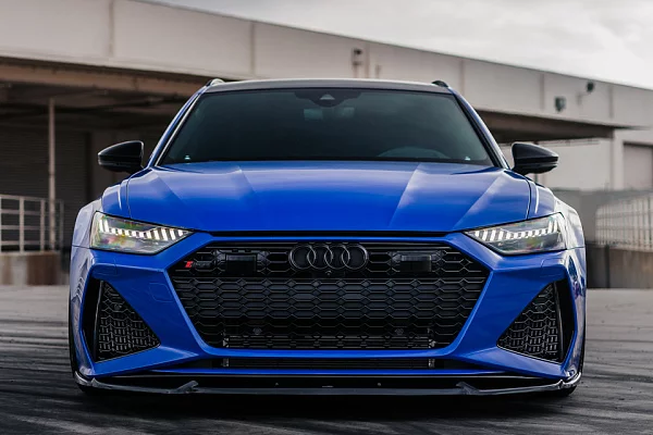 Фото дисков Brixton Forged R11-R Черный глянец на Audi A/RS 6 (C8)
