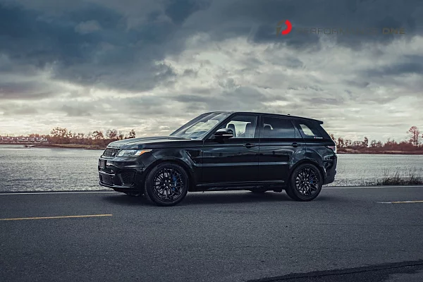 Range Rover SVR