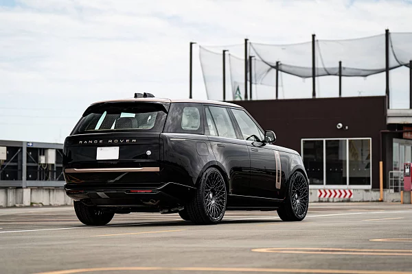 Фото дисков HRE 501M Черный глянец на Range Rover V