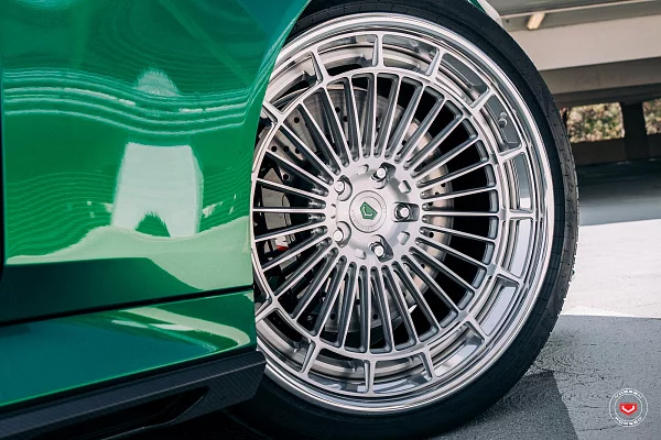 Фото дисков Vossen LC3-06 (3-Piece) Глянцевый лак на BMW 5/M5 (G60/G90)