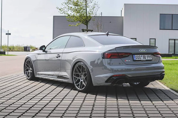 Фото дисков HRE FF01 Сатиновый графит на Audi A/S/RS 5 (F5)