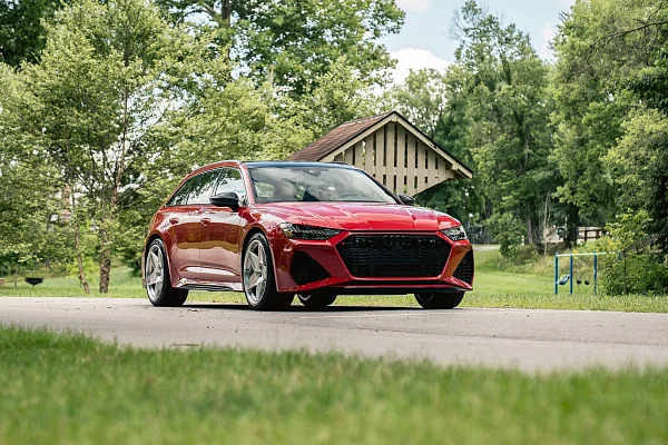 Фото дисков HRE 505M Глянцевый лак на Audi A/RS 6 (C8)