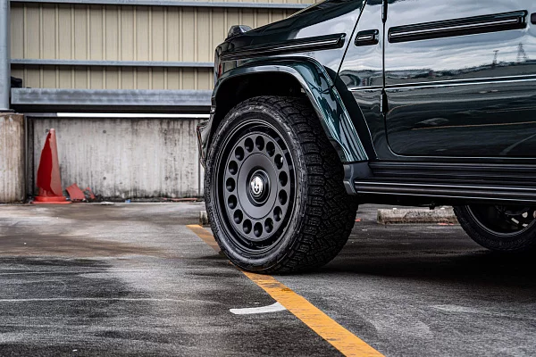 Фото дисков HRE 037 GTM Черный сатин на Mercedes-Benz G-Class III