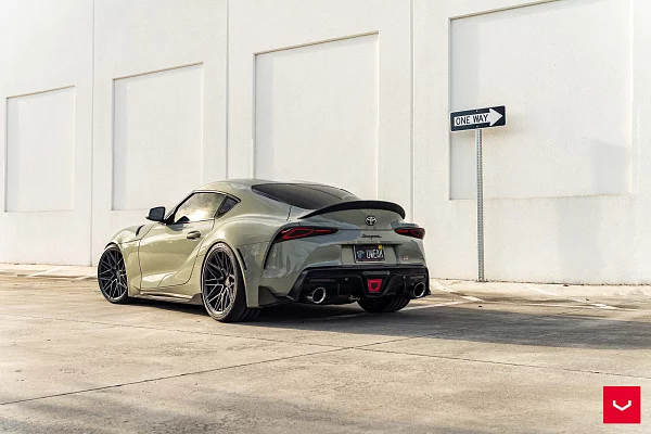 Фото дисков Vossen HF-7 Черный сатин на Toyota Supra A90