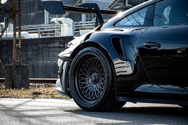 Фото дисков HRE 501 GTM Черный сатин на Porsche 911 VIII