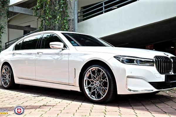 BMW 745L E-Drive