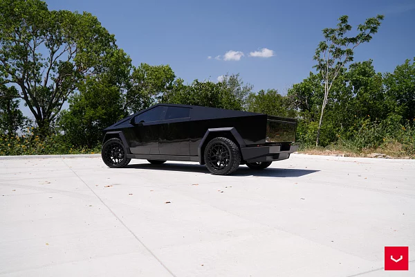 Фото дисков Vossen HFX-1 (6-Lug) Черный глянец на Tesla Cybertruck
