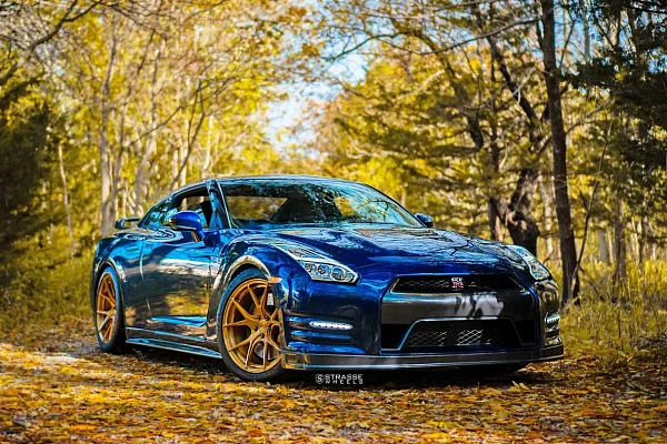 Nissan GT-R