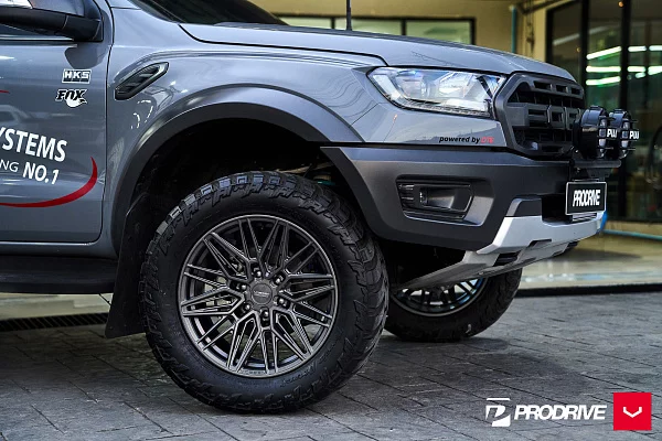 Фото дисков Vossen HF6-5 Сатиновый графит на Ford Ranger T6