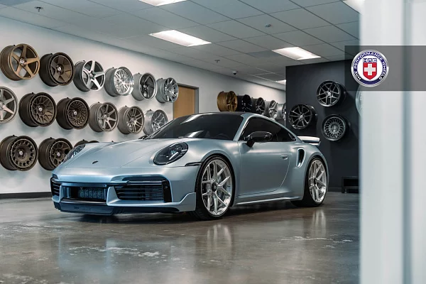 Фото дисков HRE R101 Lightweight Глянцевый лак на Porsche 911 VIII