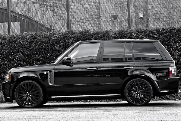 Фото дисков Kahn RS-2 Черный сатин на Range Rover III