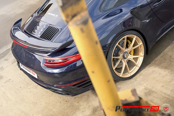 Фото дисков Vossen RS74 Глянцевое золото на Porsche 911 VII