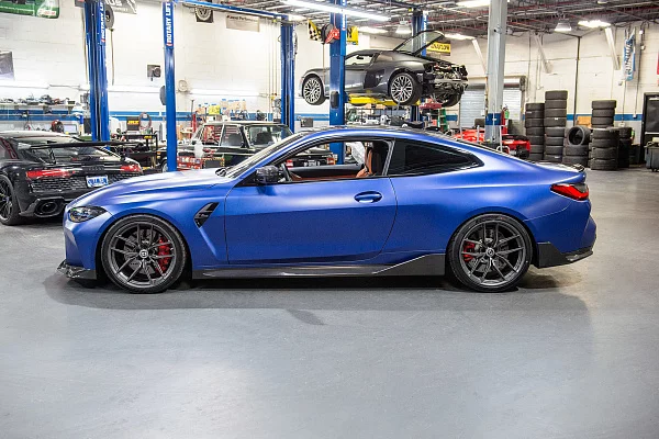 Фото дисков HRE FF21 Глянцевый графит на BMW 4/M4 (G22/G82)