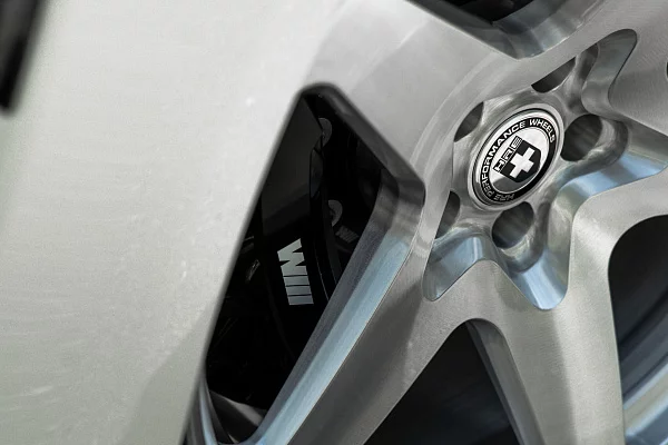 Фото дисков HRE 527M Глянцевый лак на BMW 4/M4 (G22/G82)