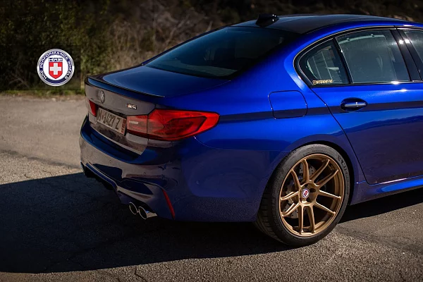 Фото дисков HRE RC104 Сатиновое золото на BMW 5/M5 (G30/F90)