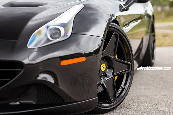 Фото дисков HRE 505M Черный сатин на Ferrari California