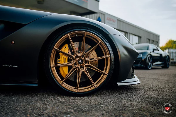 Фото дисков Vossen EVO-2R Глянцевое темное золото на Ferrari F12