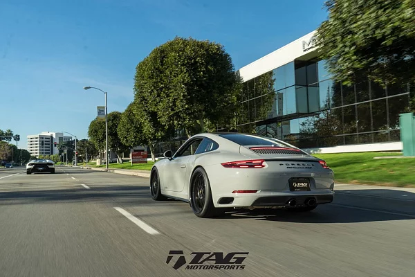 Фото дисков HRE 540C Черный сатин на Porsche 911 VII