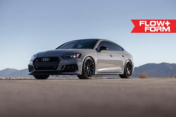 Фото дисков HRE FF01 Черный глянец на Audi A/S/RS 5 (F5)