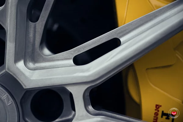 Фото дисков Vossen EVO-2R (3-Piece) Глянцевый лак на Ferrari SF90