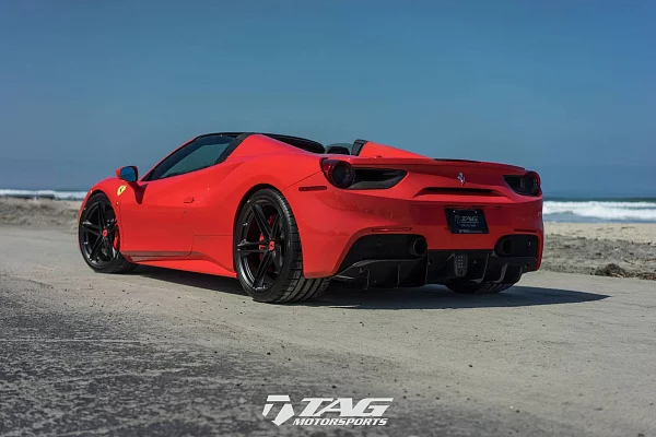 Фото дисков HRE P207 Черный сатин на Ferrari 488
