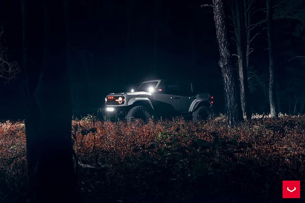 Фото дисков Vossen HFX-1 (6-Lug) Черный сатин на Ford Bronco