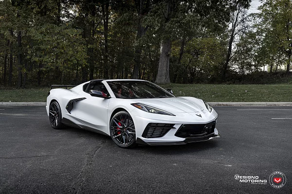 Фото дисков Vossen EVO-5 Черный глянец на Chevrolet Corvette C8