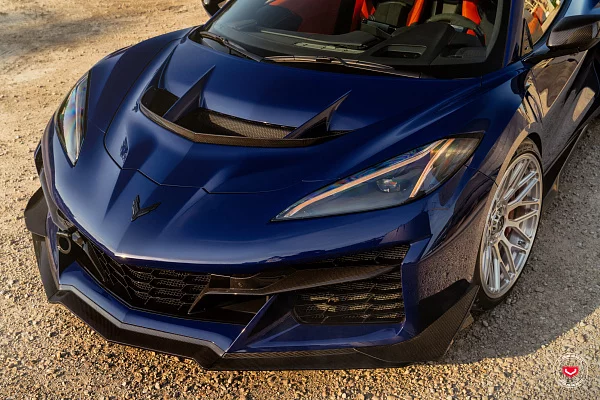 Фото дисков Vossen GEN-03 Глянцевый лак на Chevrolet Corvette C8
